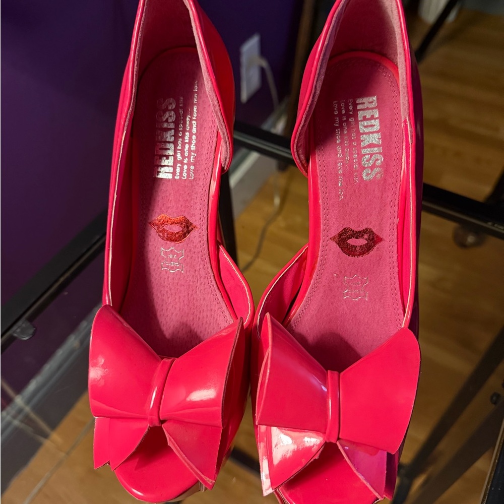 Red Kiss Women's Vibrant Pink Bow Heels